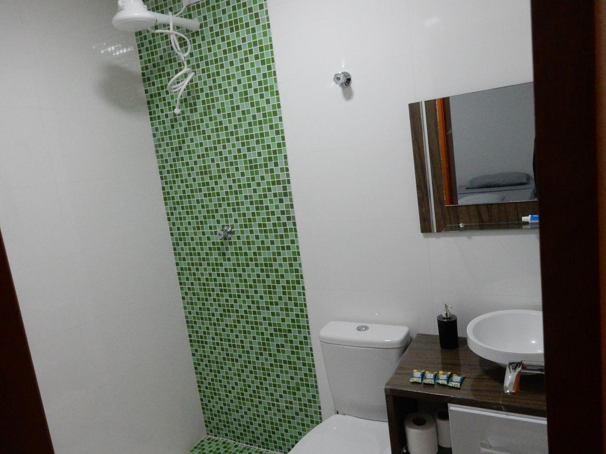 Casa Sete Enseada Ar Cond Suite E Estacionamento Gratis E Uma Otima Localizacao Na Enseada Guarujá Exterior foto