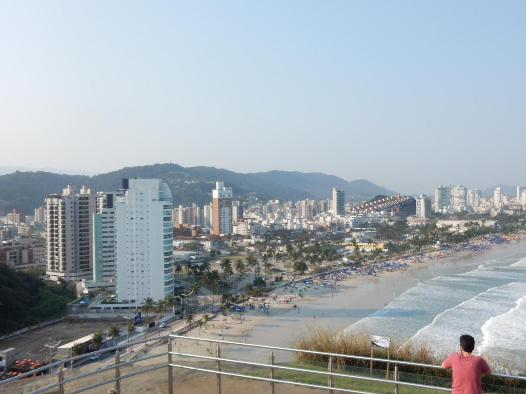 Casa Sete Enseada Ar Cond Suite E Estacionamento Gratis E Uma Otima Localizacao Na Enseada Guarujá Exterior foto